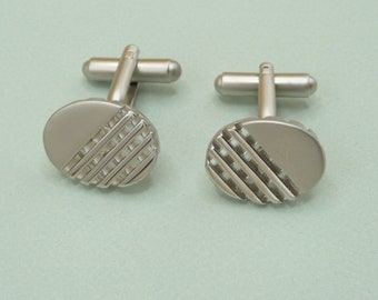 Metal Cufflinks. Vintage.