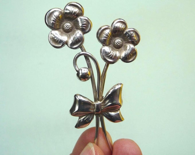 G. Kaplan (Sweden). Silver brooch. 1940s.