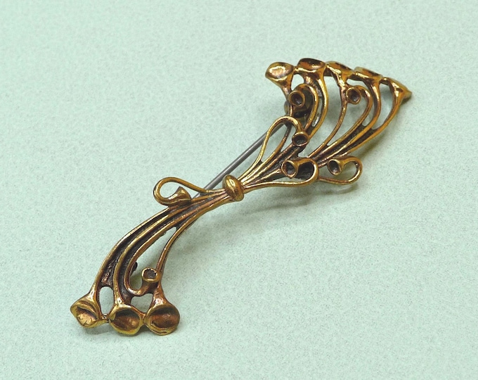 Hannu Ikonen (Finland). Bronze brooch. Vintage.