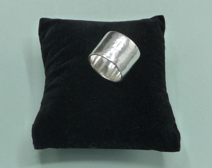 KEG (Sweden). Large silver ring. Vintage.