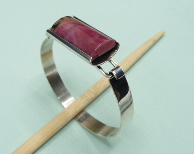 Martti Viikinniemi (Finland). Silver and stone bracelet. 1973. Vintage.