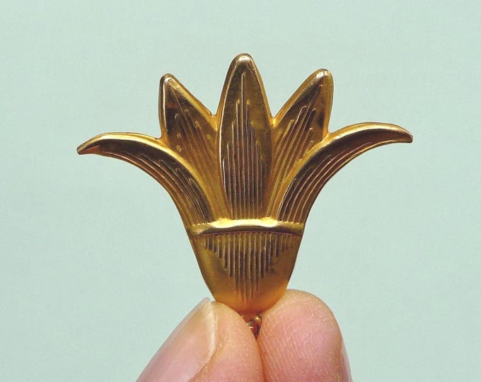 18-carat gold pendant. 1940s-1960s. Vintage.