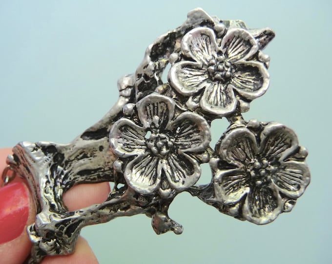 Tapani Vanhatalo (Finland). Pewter Pendant. Vintage.