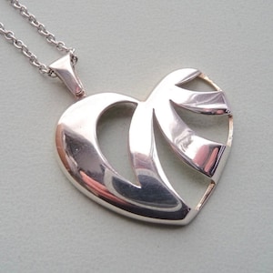Sterling Silver Pendant. Vintage.