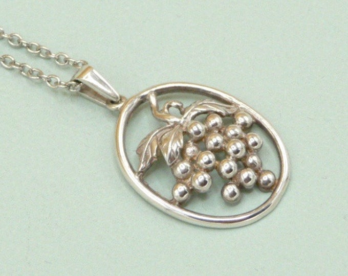 Silver pendant. Vintage.