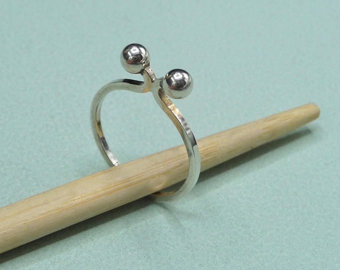 Theresia Hvorslev (Sweden). Small silver ring. 70s. Vintage.