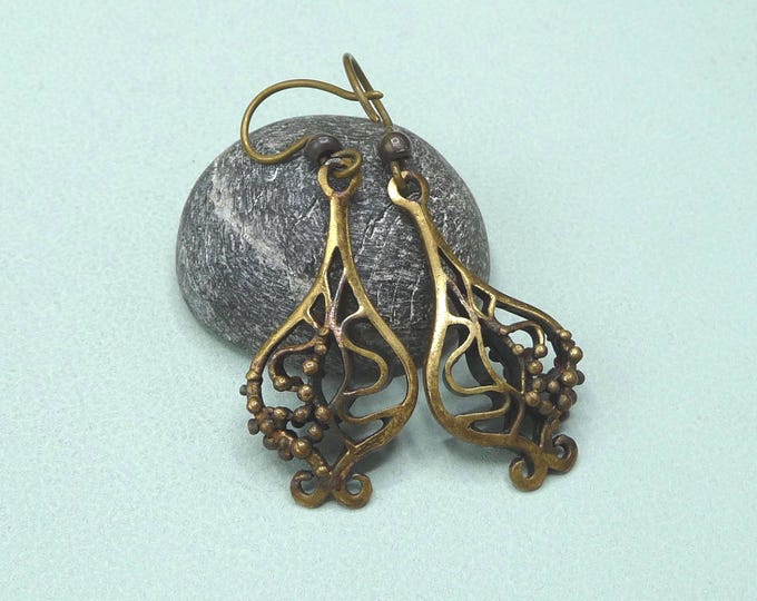 Jorma Valo (Finlande). Boucles d'oreilles vintage en bronze.