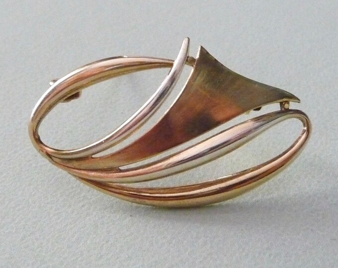 Silver Brooch. Vintage.