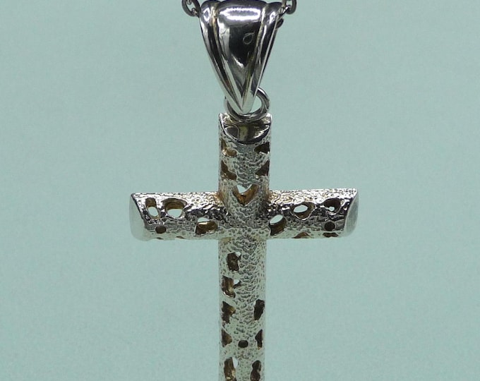 Heavy silver cross. Vintage.