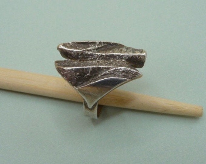 Silver Ring. Vintage.