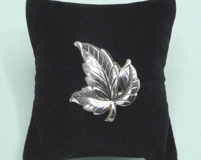 835 silver brooch. Vintage.