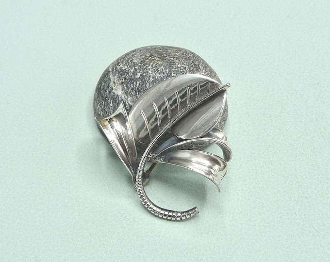 Silver brooch by G. Kaplan (Sweden) made in 1959.