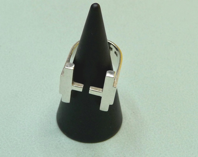 Ebba Huberyc (Sweden). Silver ring. 1990. Vintage.