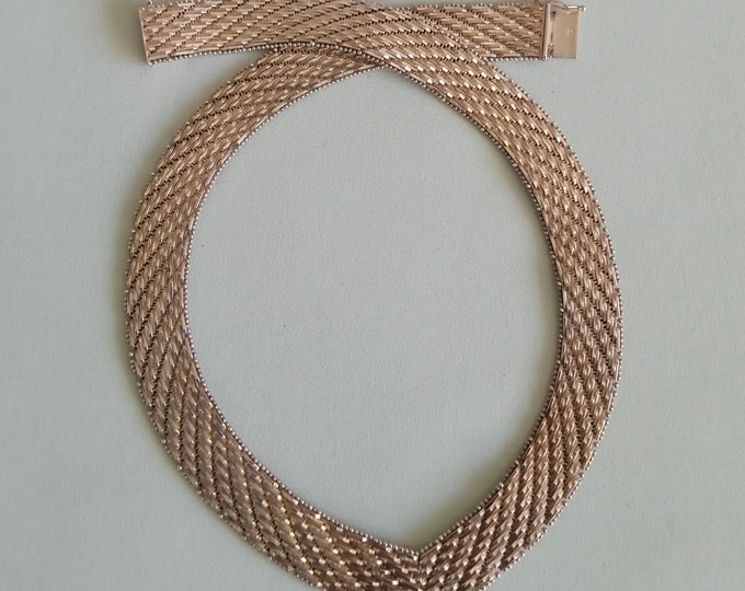 Silver necklace covered with gilding. Vintage.
