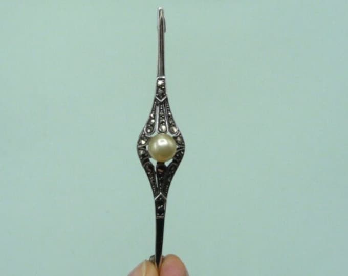 Silver and marcasite brooch. Vintage.