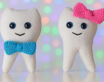 PDF Knitting Pattern Tooth Fairy Pouch Pillow Back Pocket Childs Easy Knit Toy DK ( 8 ply )  Height 18cm Instant Download BB043