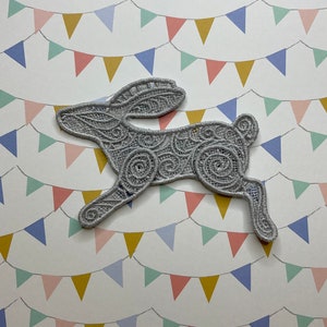 Running Hare lacework brooch: Light gray