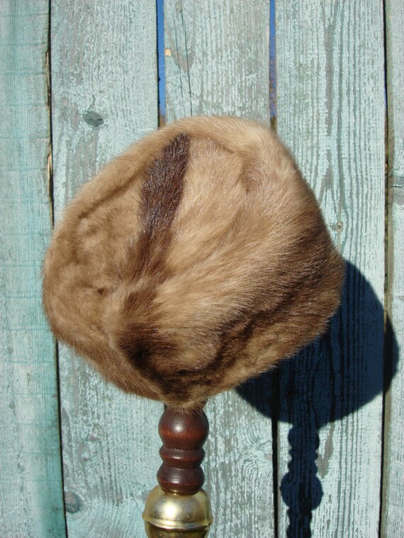 Vintage Women mink hat, mink fur hat Vintage 197