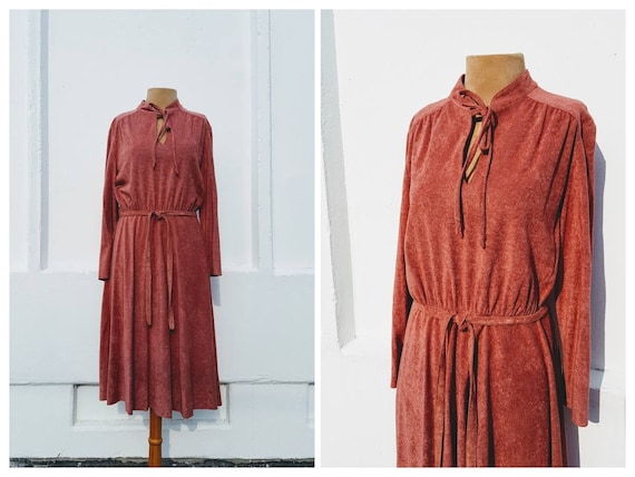 coral velvet dress