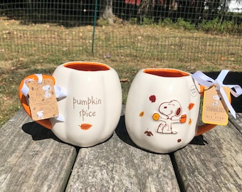 Rae Dunn New Peanuts Snoopy Halloween Mug "Pumpkin Spice"