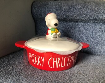Rae Dunn New Peanuts Snoopy Merry Christmas Casserole Dish No Damage