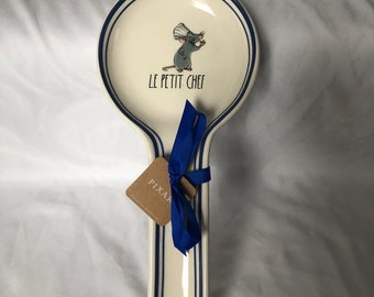 Rae Dunn New Disney Pixar Ratatouille Le Petit Chef Spoon Rest w/ Mouse No Damage Never Used
