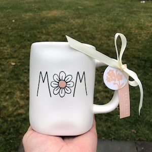 Nuova tazza "Mamma" di Rae Dunn con margherita, regalo per la festa della mamma, nessun danno, mai usata