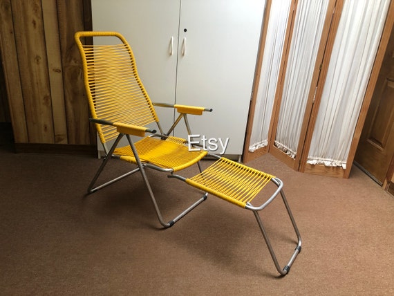 Moma lawn chair sale