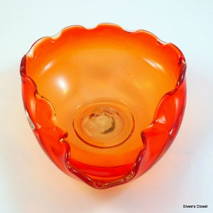 AMBERINA ART GLASS Amberina Glass Bowl/Candy Dish/Ashtray Mid Century Art Glass Amberina Scalloped/Ruffled and Folded Rim Art Glass Bowl image 1