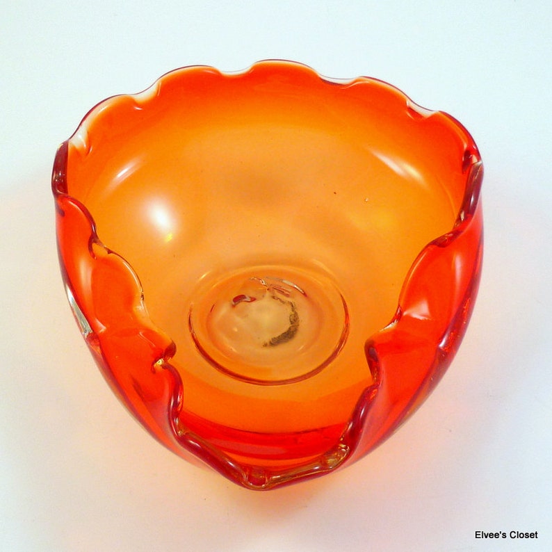 AMBERINA ART GLASS Amberina Glass Bowl/Candy Dish/Ashtray Mid Century Art Glass Amberina Scalloped/Ruffled and Folded Rim Art Glass Bowl image 1