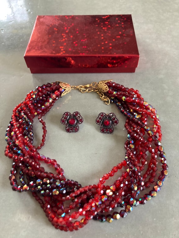 vintage red lucite beaded choker and matching ear… - image 1
