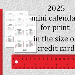 2025 mini calendar for print, made in the size of a credit card. Cambira font.