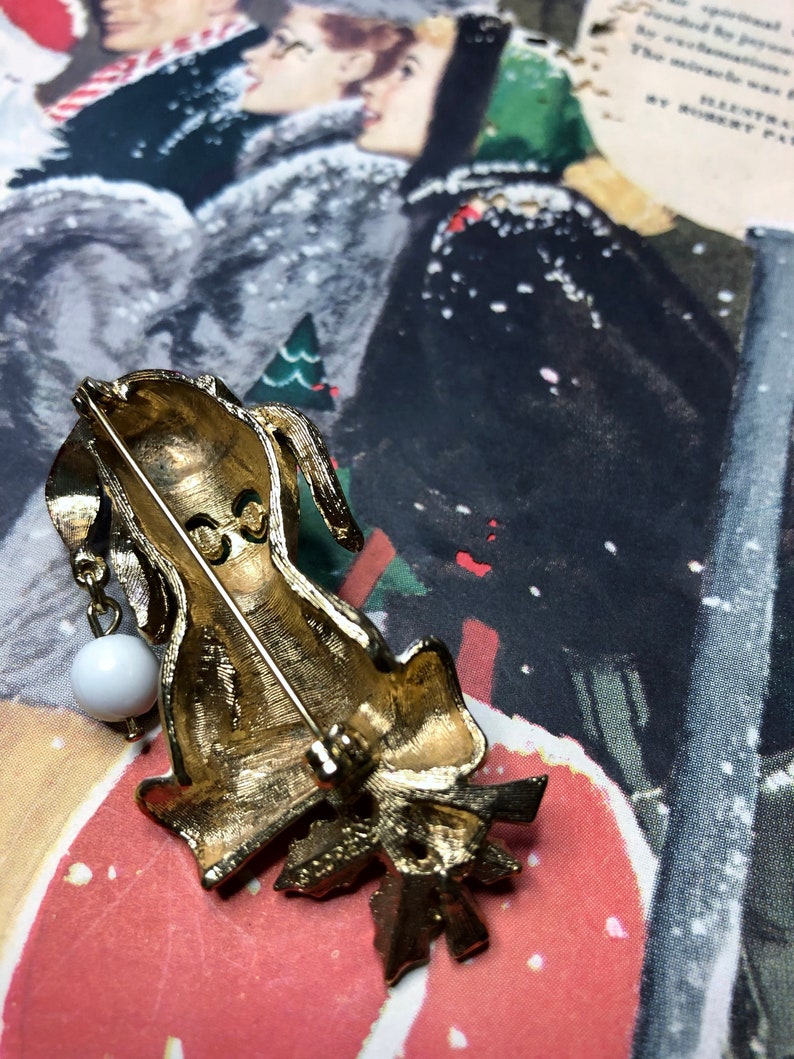 Vintage Christmas Dog Brooch by \u00a9COREL