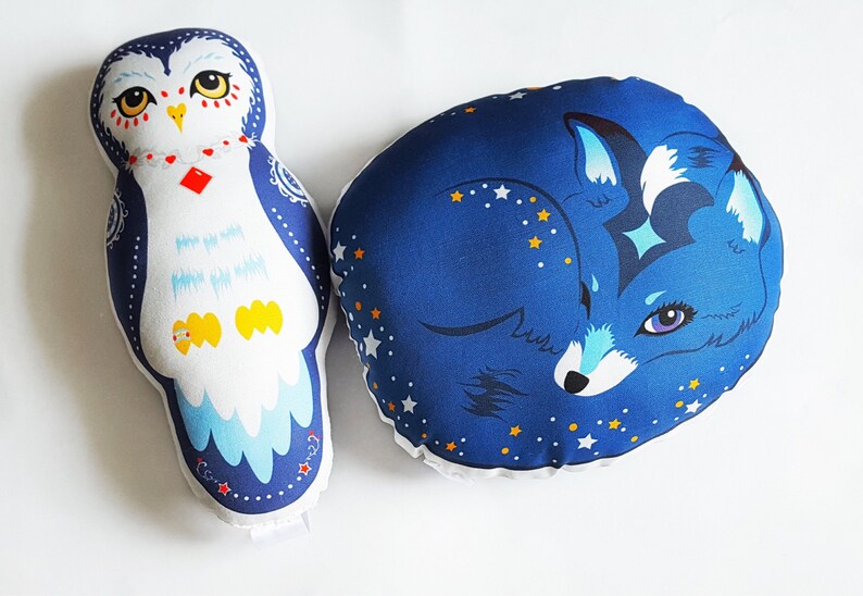 Blue Fox Finegan Starlight decorative pillow image 3