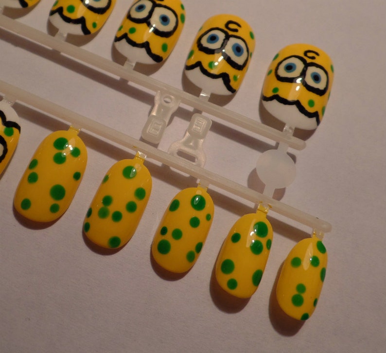 SpongeBob Fake Nails With Polka Dots Hand Painted Sponge ...