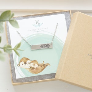 1 Mama und Baby Otter Halskette für Mama Schmuck Personalisiertes Geschenk für Mama Halskette Otter Geschenk zum Muttertag Geschenk Otter Schmuck Bild 7