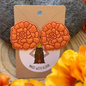 Cempasúchil Earrings. Day of the Dead. Mexican Folk Art. Mexican Flor. Organically Made. Artisan. Hypoallergenic. Polymer Clay.Flower.