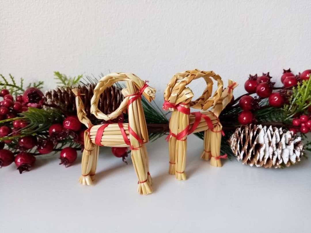 Small Swedish Yule Straw Goat Ornament, Scandinavian Style Straw Goat