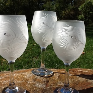 Elegant Frosted peacock feather wine glass with bling, Enjoy your favorite wine in our beautiful 19 oz. white  wine glass
