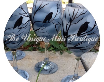 The "Black Raven" wine glass, hand painted, Enjoy your favorite wine in our beautiful 19 ounce white wine glass, price is for one glass