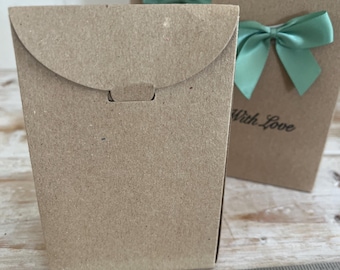 5 cajas de regalo Kraft, ideales para detalles de boda, confeti, dulces o bolsas de fiesta. Tamaño pequeño.