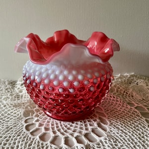 Vintage Fenton Deep Pink/Peach/Cranberry  Opalescent Ruffled Vase