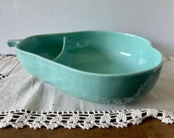Vintage Pfaltzgraff Green Pear Shape Serving Bowl