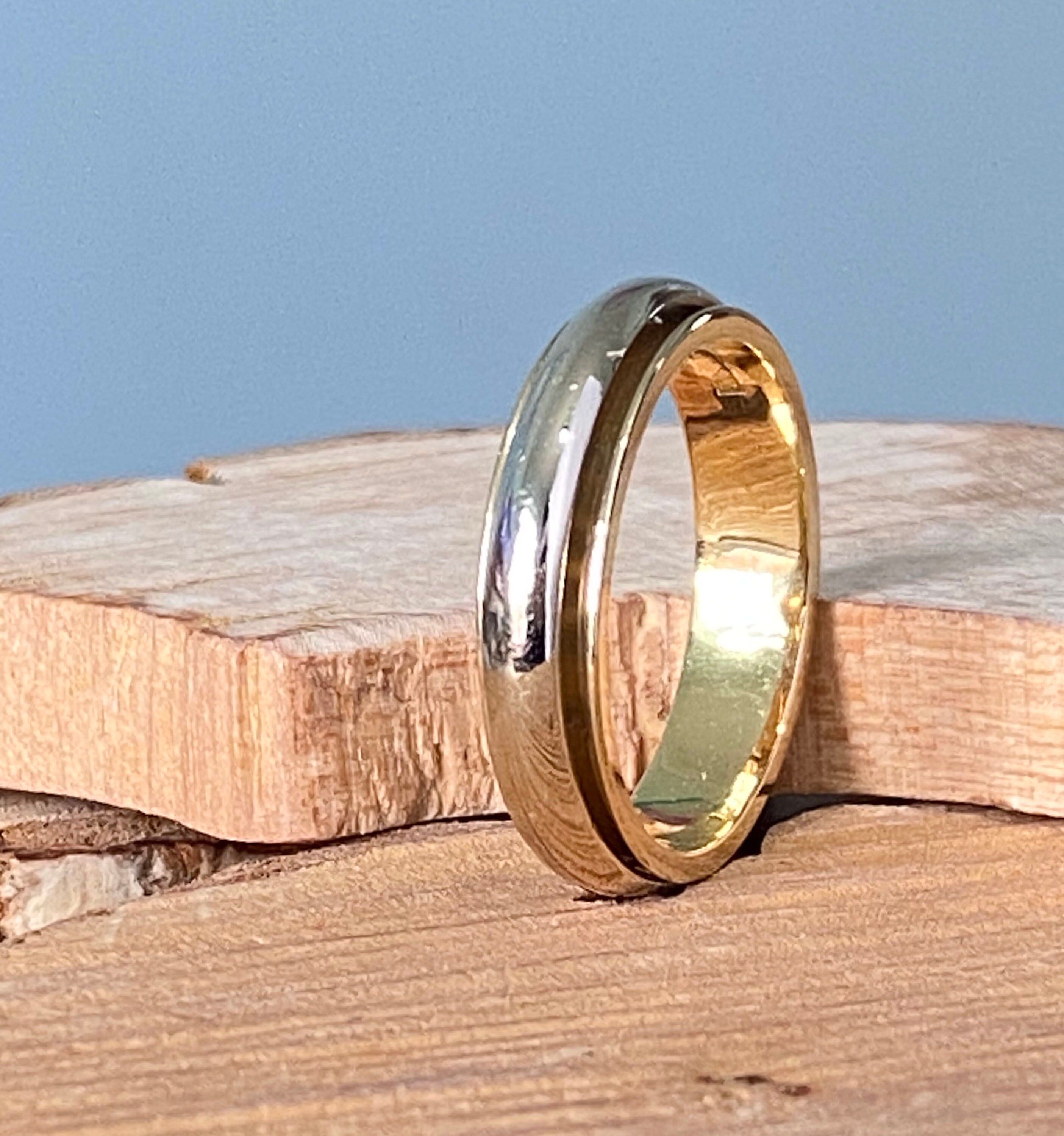 Gold 'fiddle' ring. European hallmarked 14K yellow and Etsy