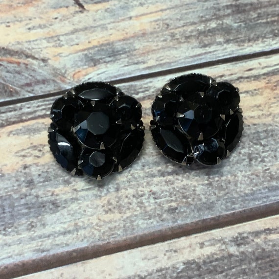 Vintage 1960s black rhinestone clip on earrings i… - image 4