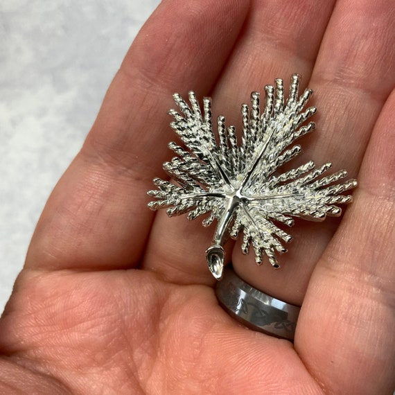 Vintage Sarah coventry silver tone spiky leaf cli… - image 4