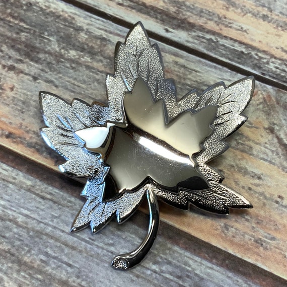 Monet silver tone maple leaf brooch and clip on e… - image 7