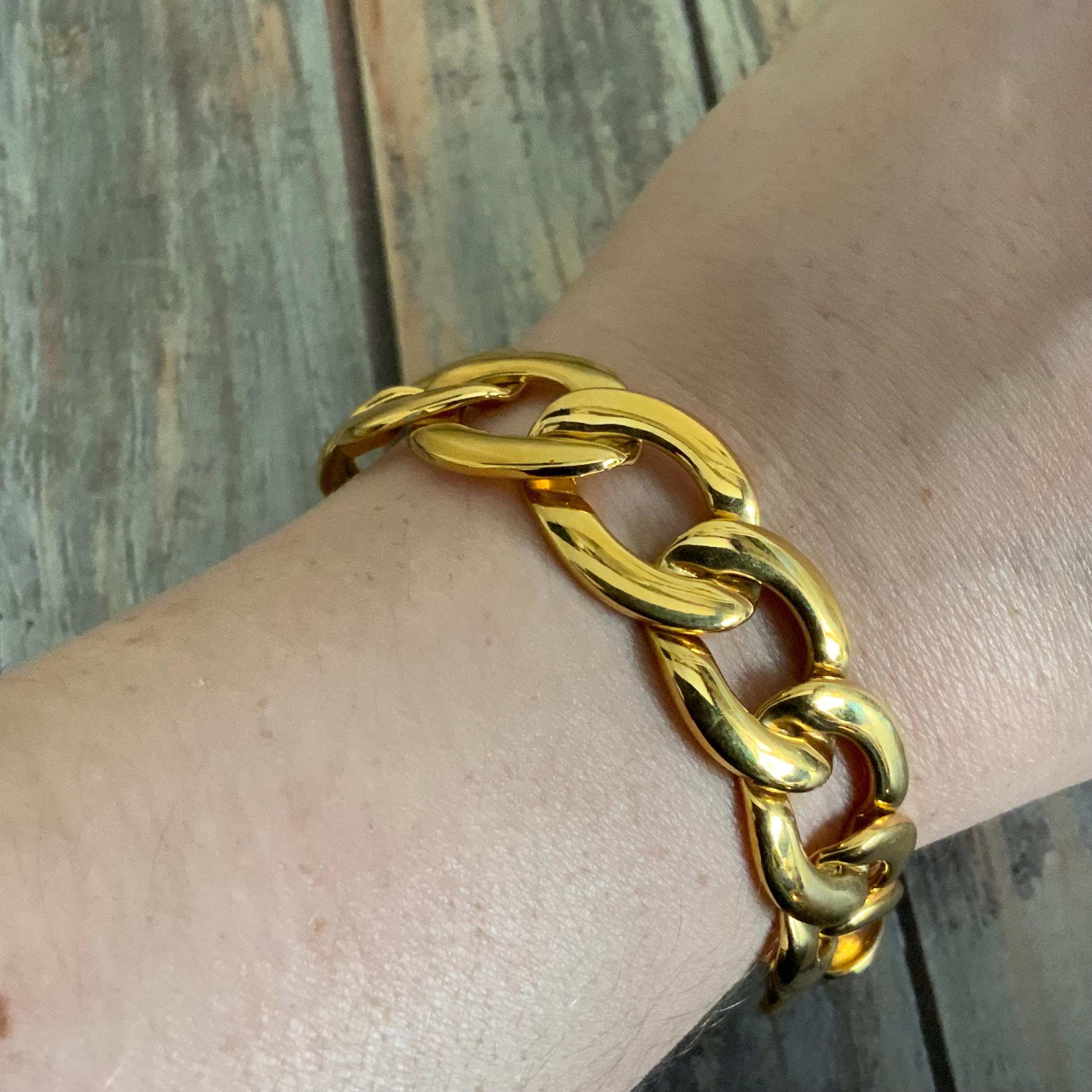 Classic Vintage NAPIER Oval Link Curb Chain Bracelet 80s in Gold