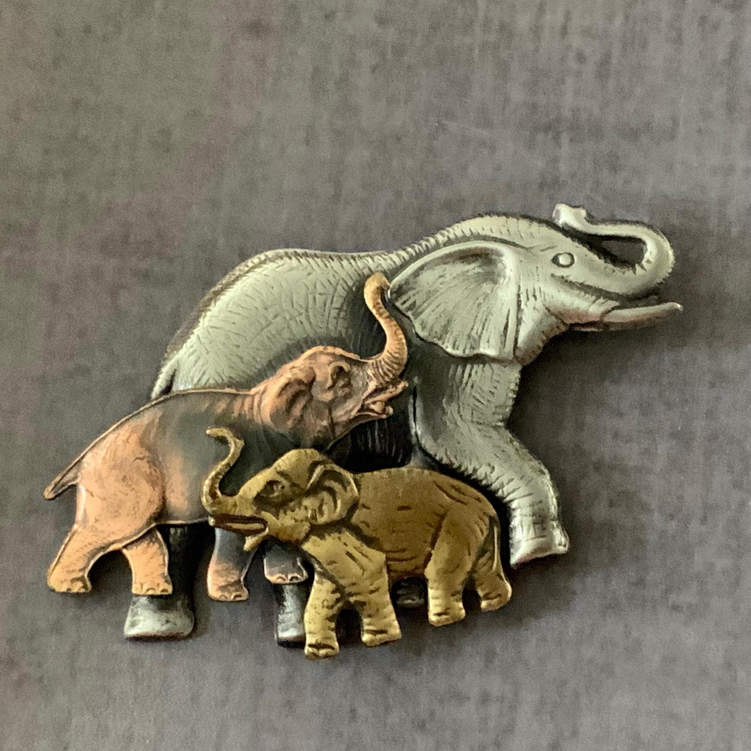 Vintage elephant brooch - Etsy 日本