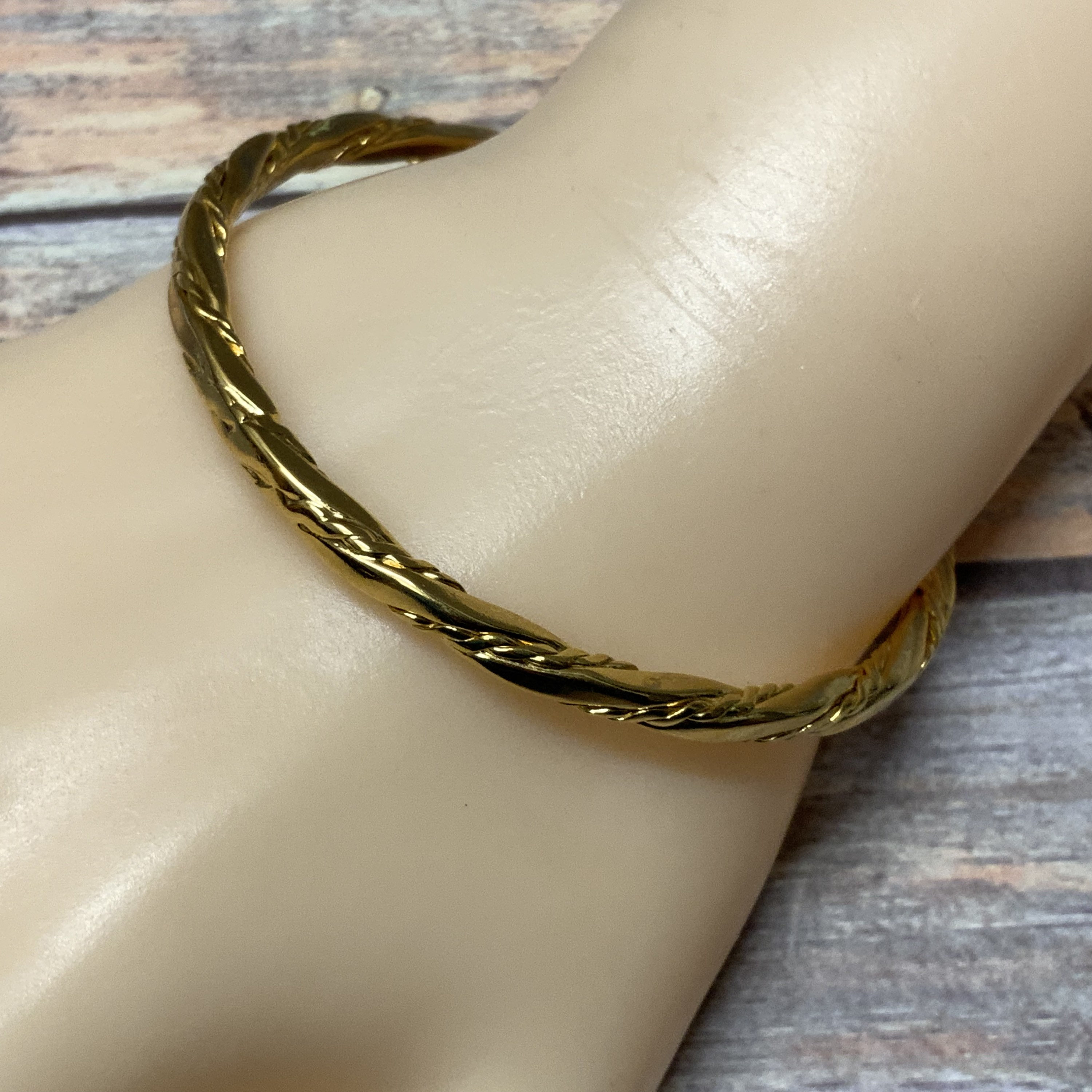 Bracelet Rigide Torsadé Vintage Signé Monet - Bijou Ancien En Métal Argenté